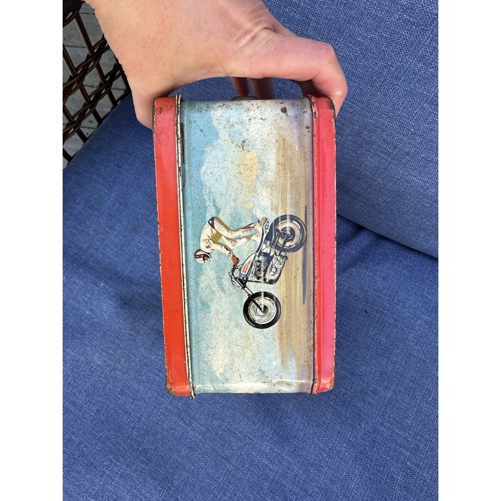 Vintage Evil Knievel 1974 Lunchbox WITH THERMOS - Picture 3 of 15